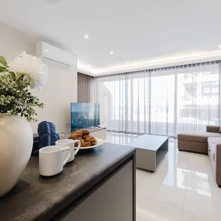 Clover Leaf B 03 By Homely Malta! * San Pawl il-Baħar