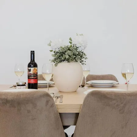 Clover Leaf B 03 By Homely Malta! *