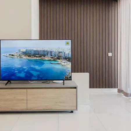 Clover Leaf B 03 By Homely Malta! Apartment