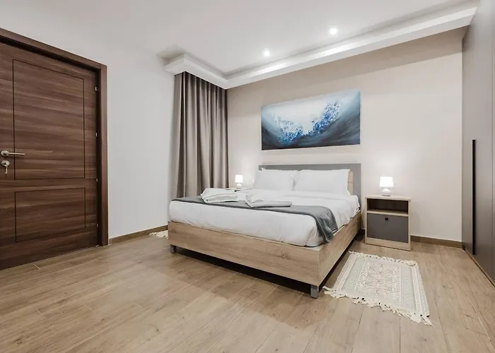 Clover Leaf B 03 By Homely Malta! Apartment