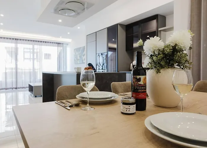 Clover Leaf B 03 By Homely Malta! St Paul's Bay