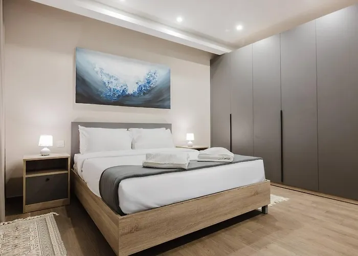 Clover Leaf B 03 By Homely Malta! *